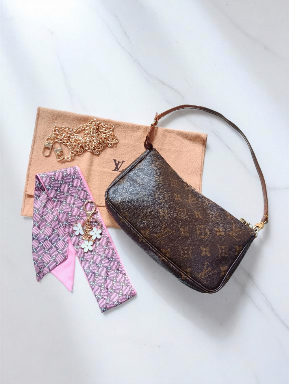 Louis Vuitton Monogram Pochette Accessoires Vintage 2000 Y2K ✨ - Picture 5 of 13